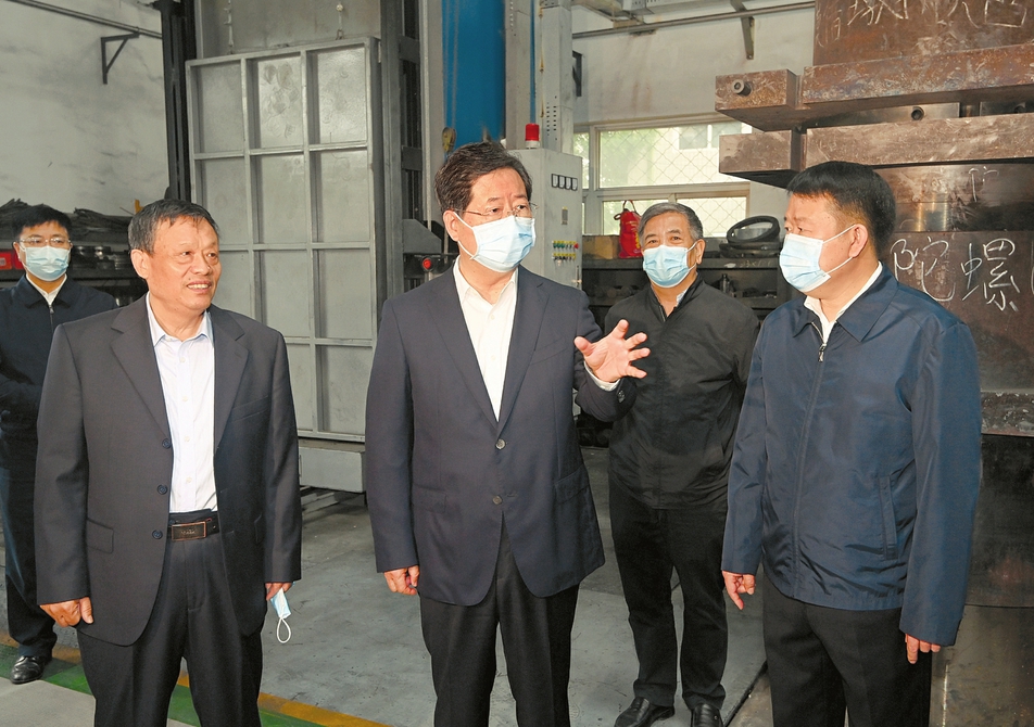 省委书记楼阳生来我校调研时强调: 锚定“双一流” 功到自然成